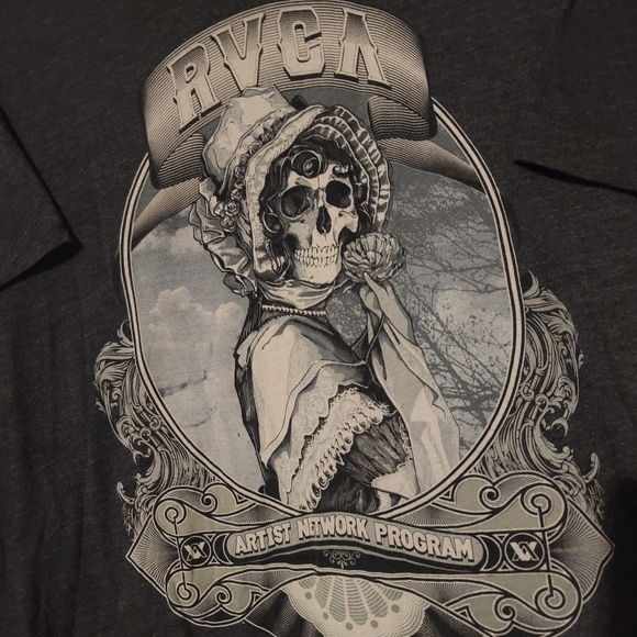 RVCA Skateboard T Shirt - Picture 2 of 4